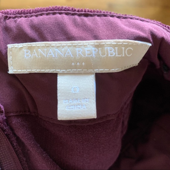 Banana Republic corduroy mini- 0 - Picture 3 of 3